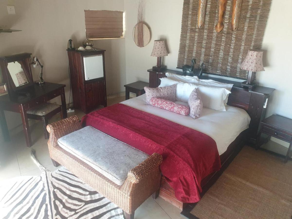 La Rochelle Lodge Namibia ツメブ エクステリア 写真