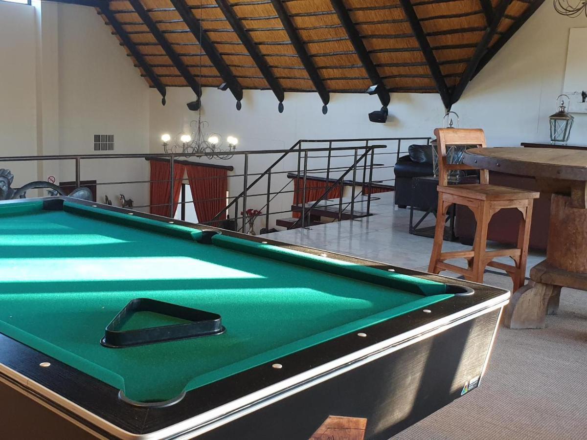 La Rochelle Lodge Namibia ツメブ エクステリア 写真