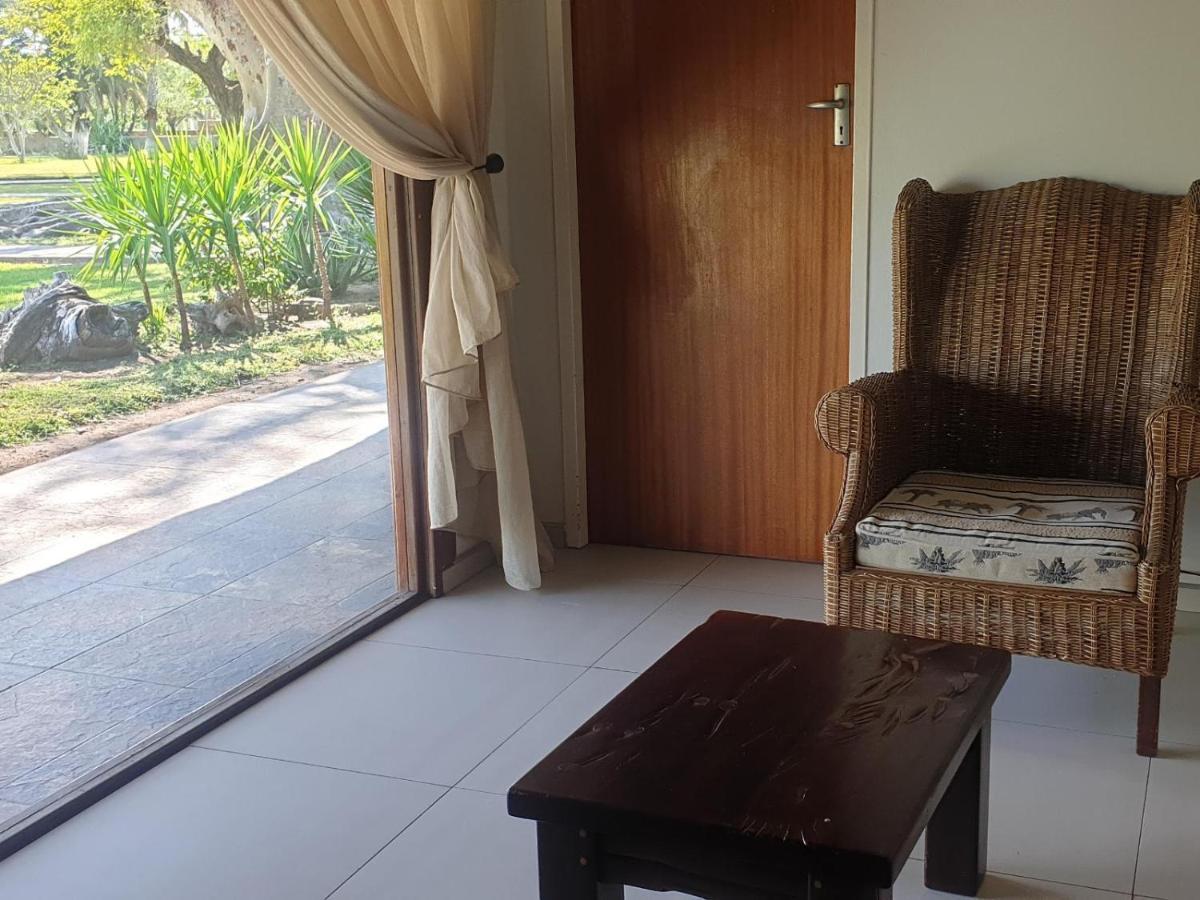La Rochelle Lodge Namibia ツメブ エクステリア 写真
